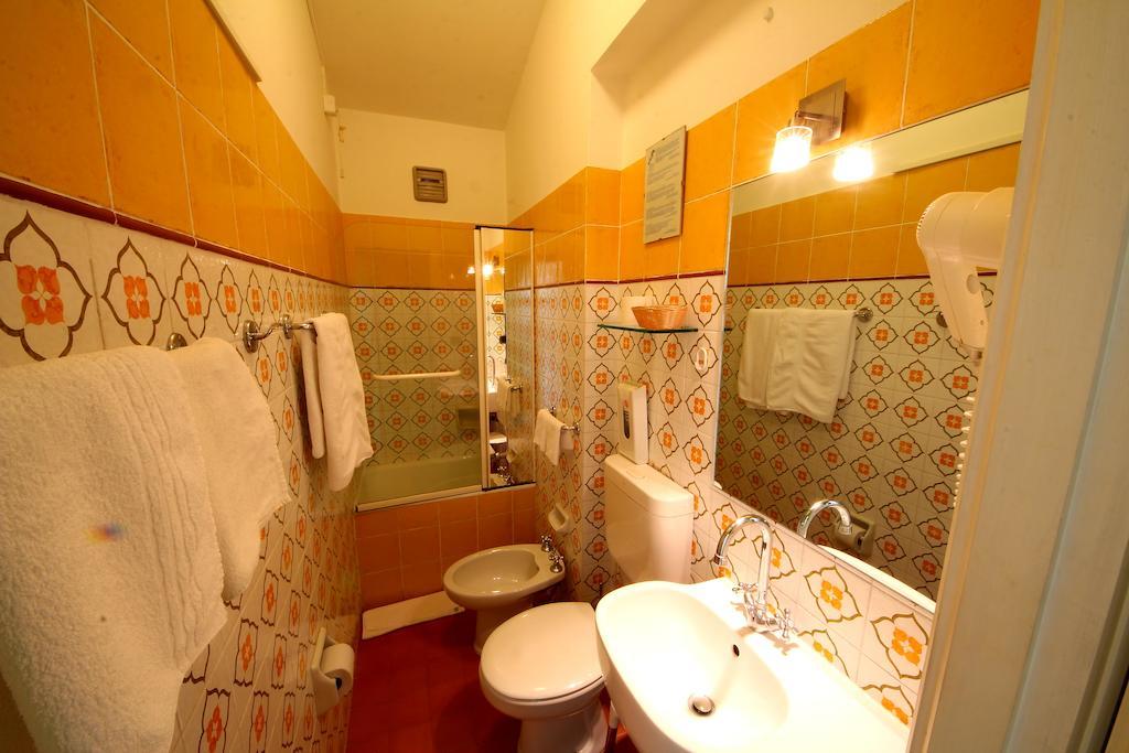 La Favorita Apricale B&B & Ristorante Bilik gambar